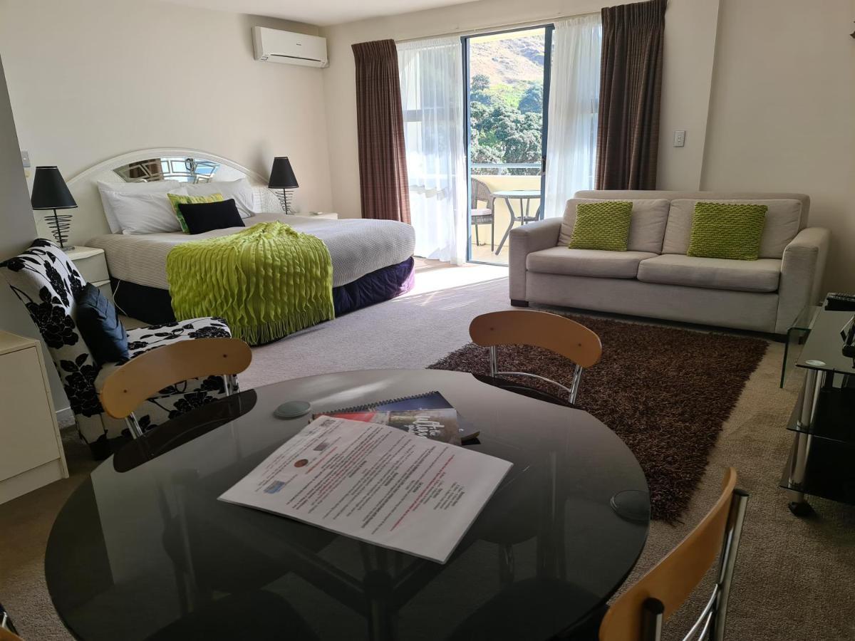 Oceanside Resort & Twin Towers 마운트마운가누이 외부 사진